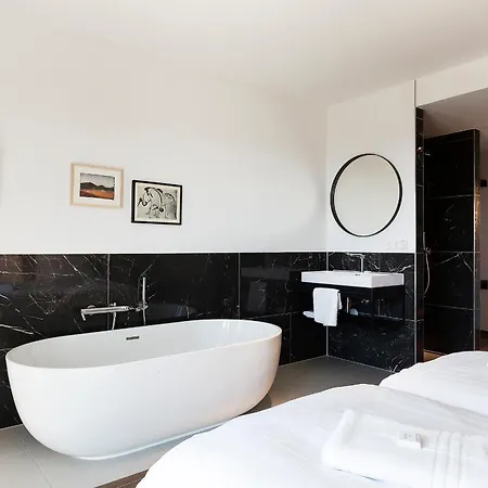 Droomsuites 8 Personen By Droomvilla Apartment